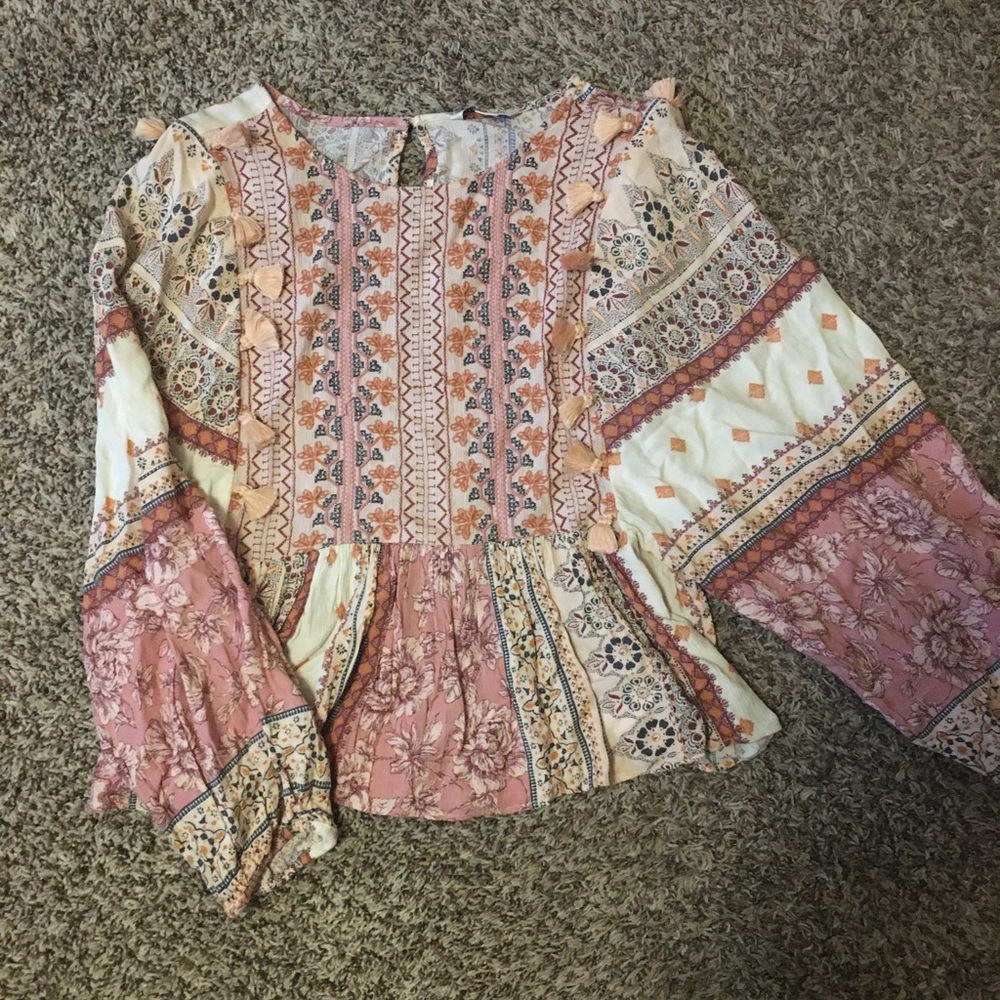 Women’s long sleeve blouse